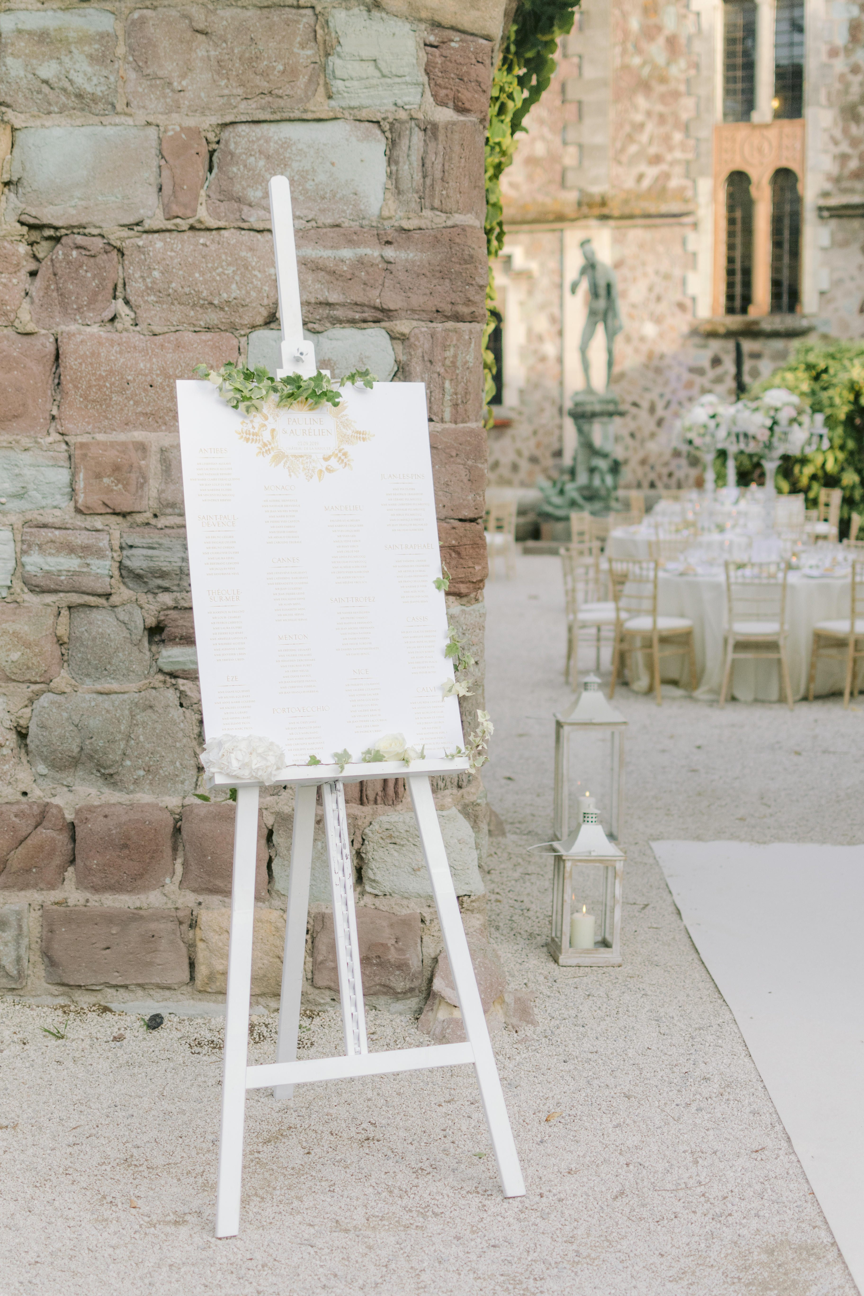 Plan de table de mariage pour la soirée